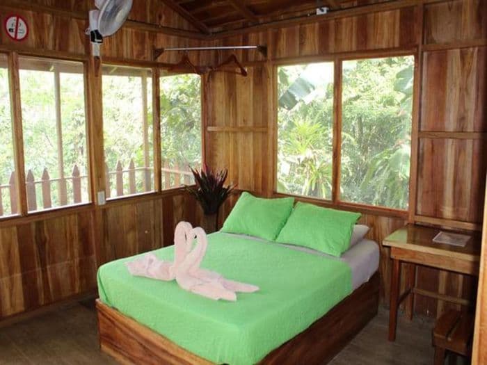 Los Campesinos Ecolodge