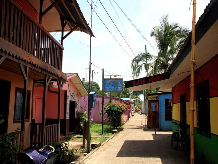 Tortuguero,_Costa_Rica