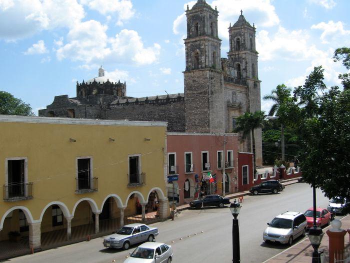 valladolid streets mexico yucatan