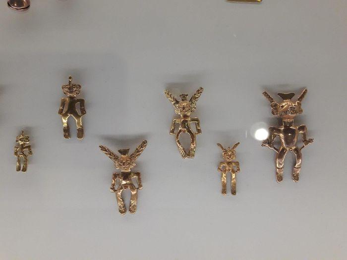 Bijoux précolombiens en or