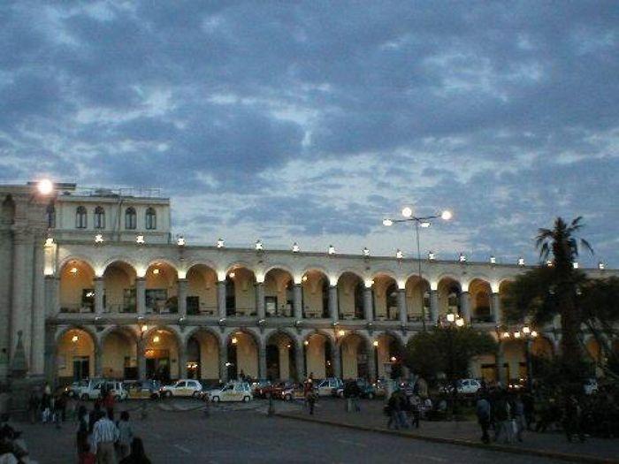 Der Plaza de Armas von Arequipa