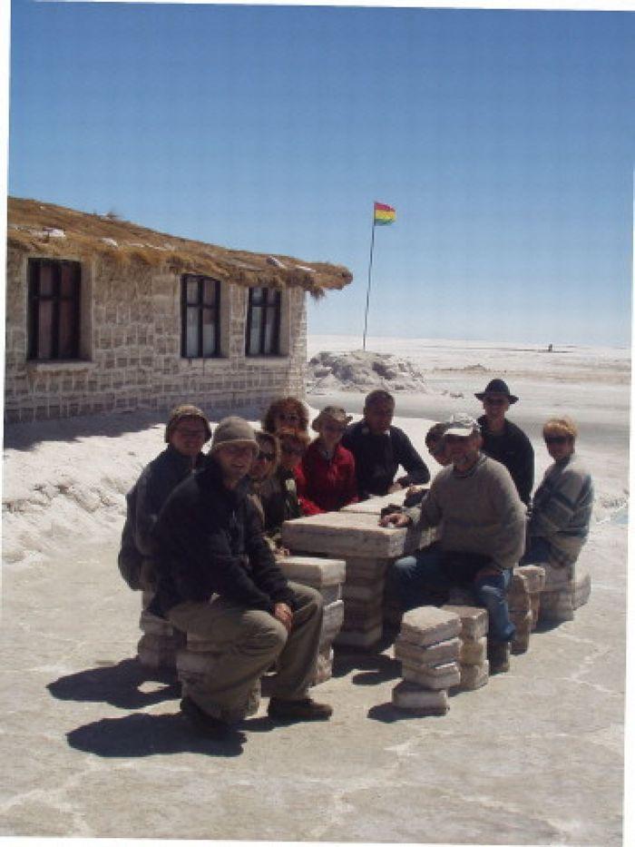 Gruppenfoto in der Salzwüste