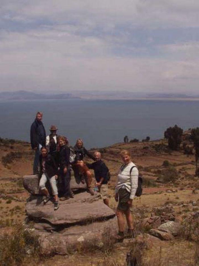 Die Gruppe bei der Wanderung in Llachón