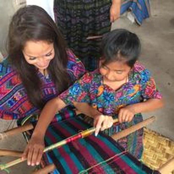 Tejiendo con niños