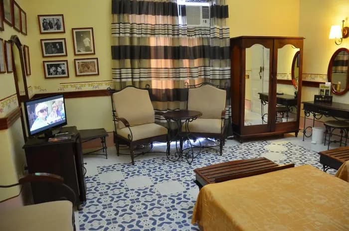 hotel plaza sancti espiritu