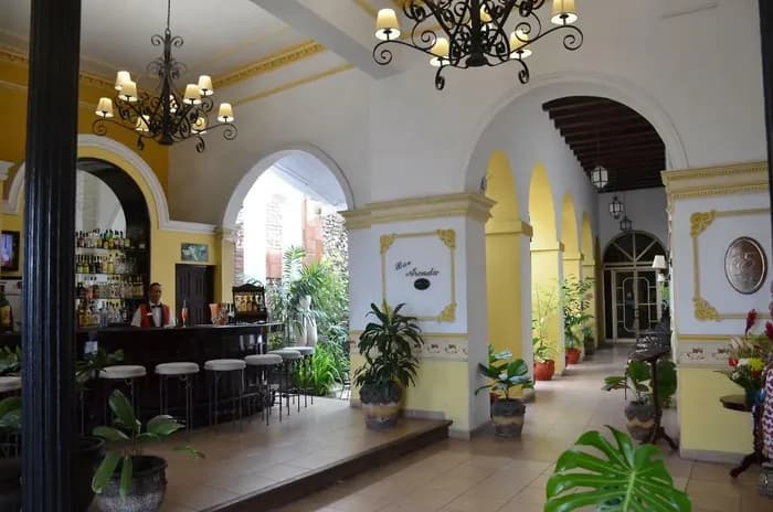 hotel plaza sancti espiritu