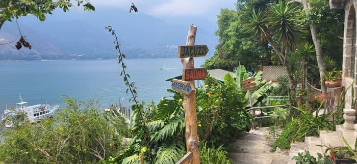 Uxlabil Atitlan